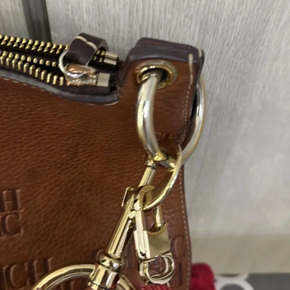 Carolina Herrera Castañuela Brown Logo Crossbody Reversible Bag - Picture 9 of 16